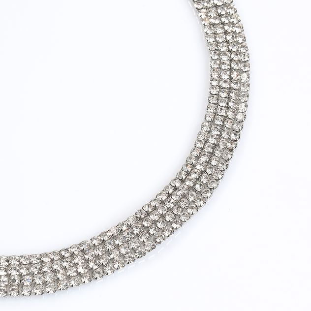 Choker elegant cu strasuri multiple