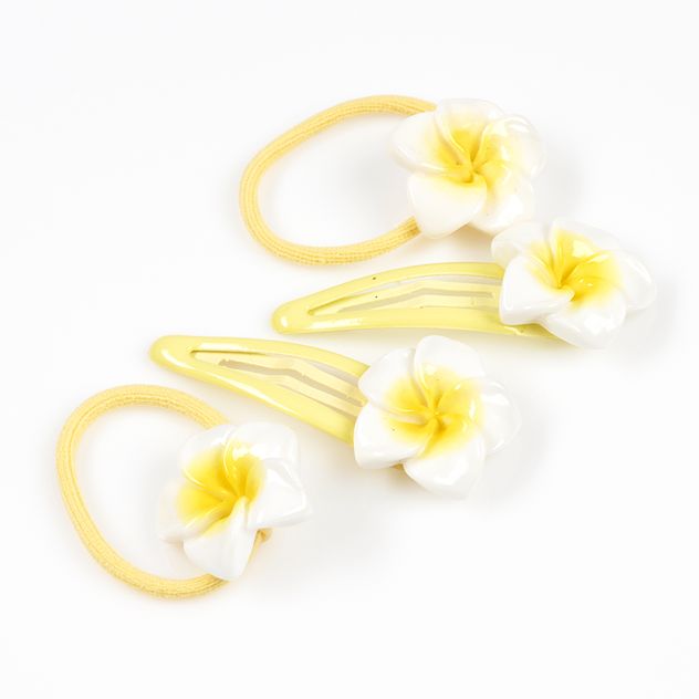 Set accesorii de par cu flori albe si galbene