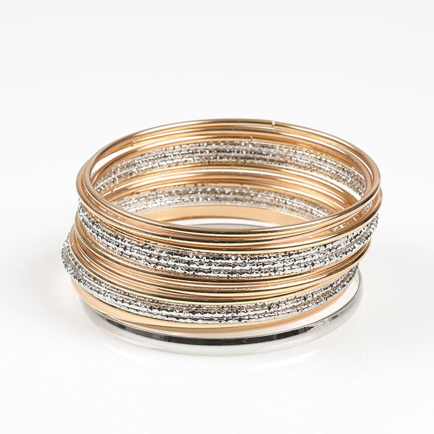 Set bratari metalice aurii si argintii cu design texturat