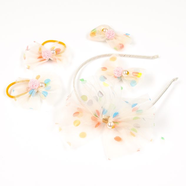 Set accesorii crem cu bentita, clame si elastice din tul cu buline