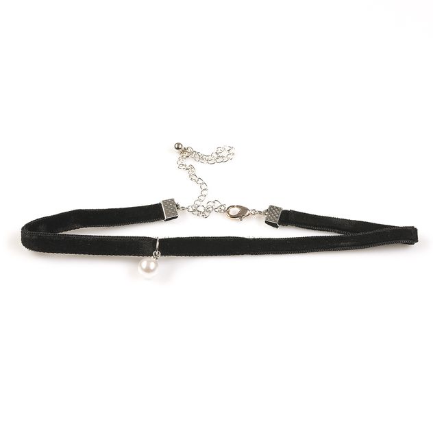 Chocker negru cu perla alba