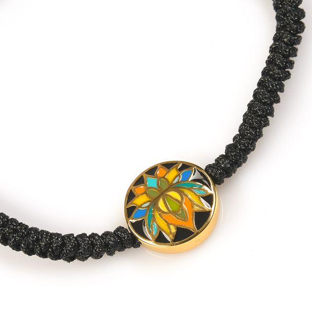 Bratara ajustabila cu snur negru si simbol lotus colorat