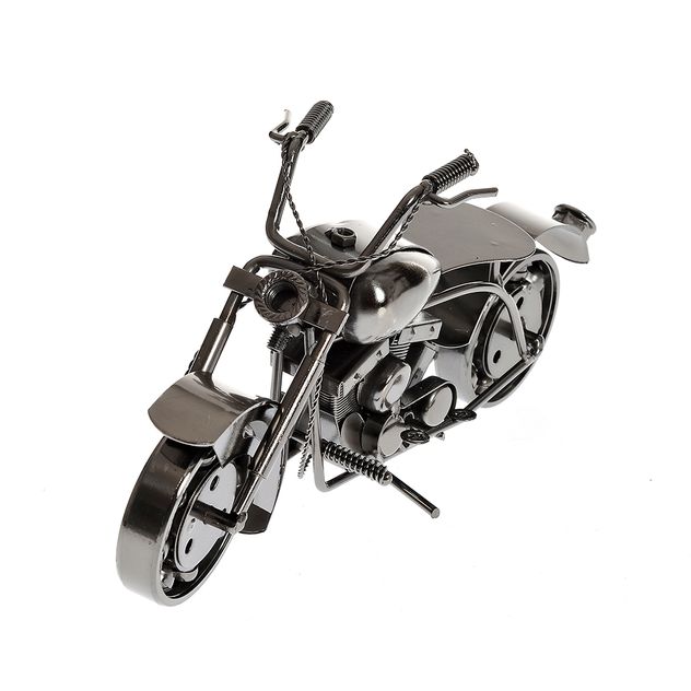 Decoratiune motocicleta retro din metal cu design industrial