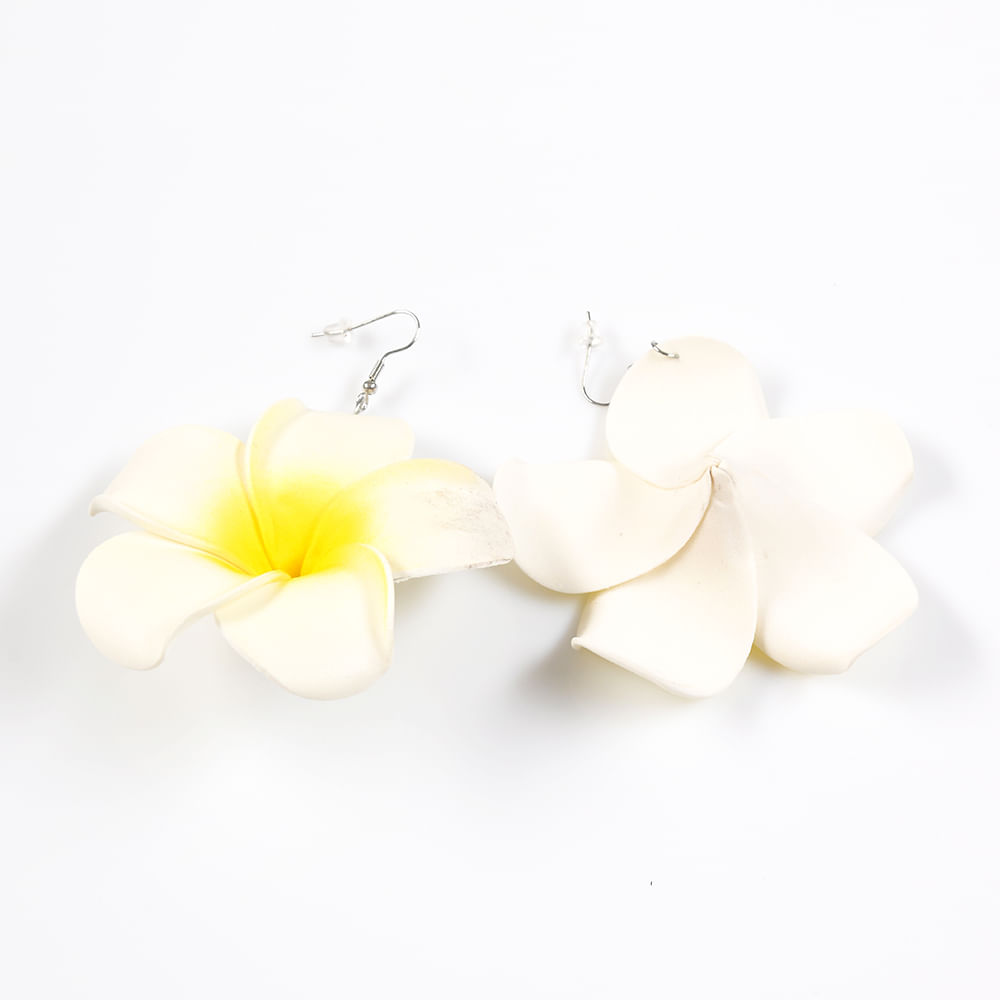 Cercei albi in forma de floare - 1 | YEO