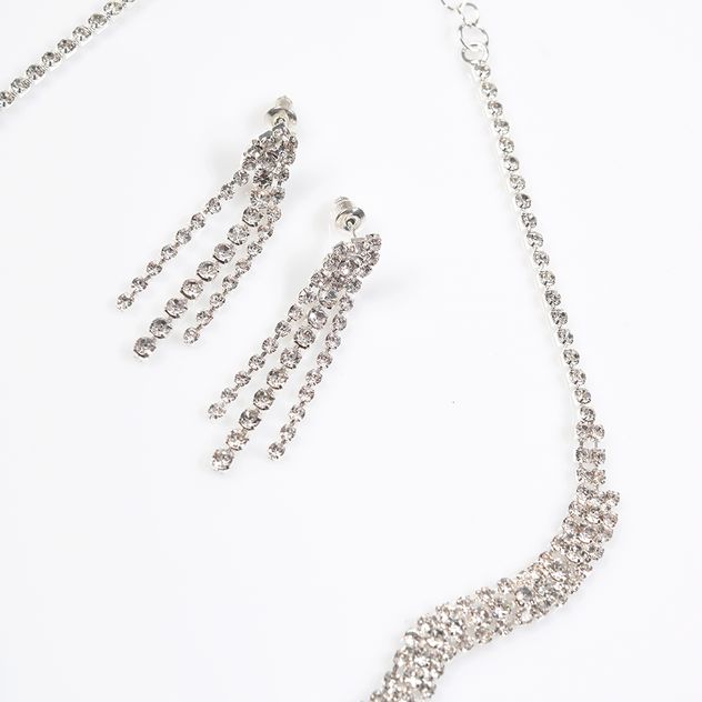 Set elegant colier si cercei cu pietre stralucitoare