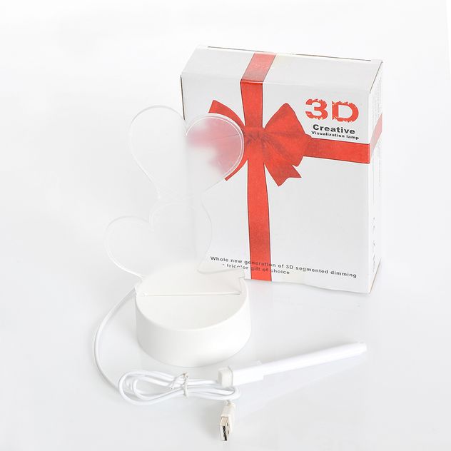 Lampa decorativa cu efect 3D si inimi