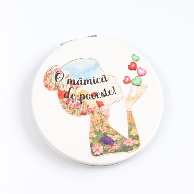 Oglinda de poseta O mamica de poveste