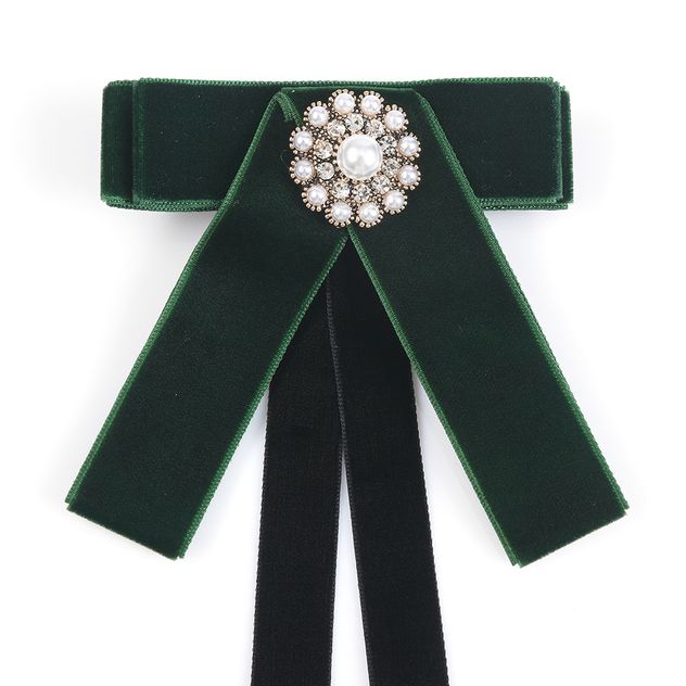 Brosa funda eleganta verde cu perle