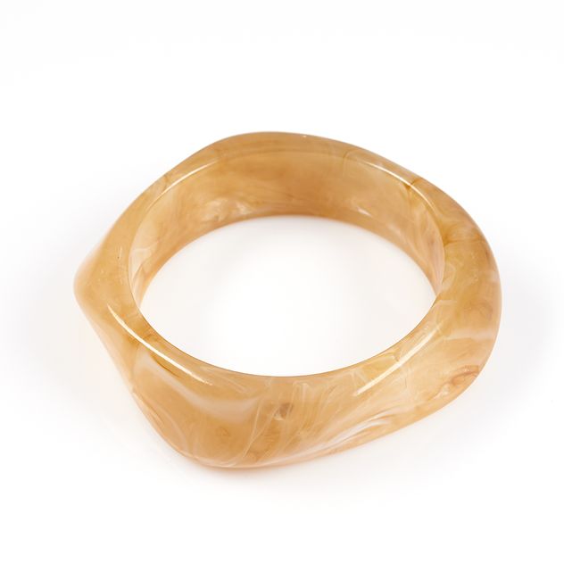 Bratara rigida maro deschis stil minimalist