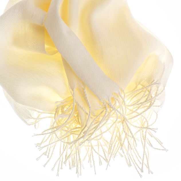 Esarfa eleganta ivory cu franjuri
