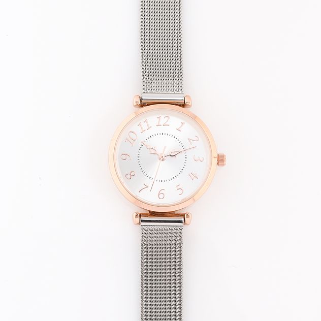 Ceas modern bicolor cu design minimalist