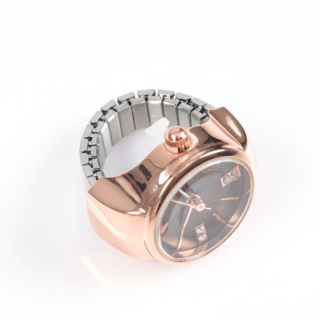 Inel cu ceas elegant si design modern