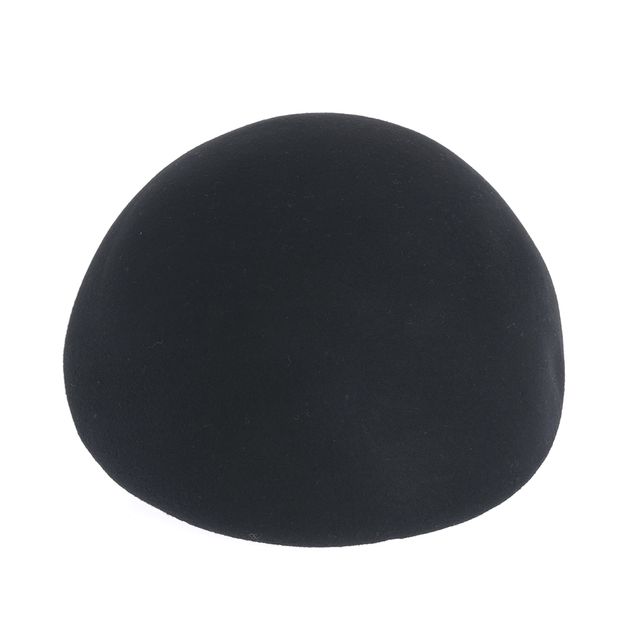 Palarie neagra din lana