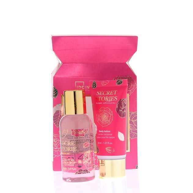 Set cosmetice cu parfum de trandafir
