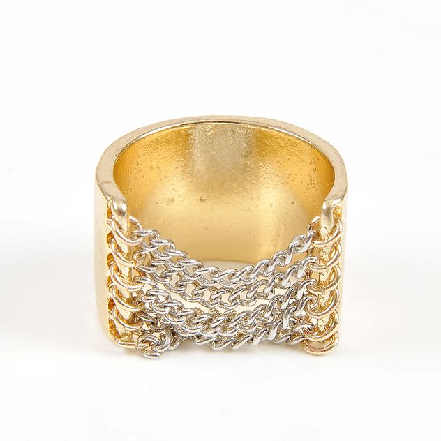 Inel lat auriu cu lanturi argintii