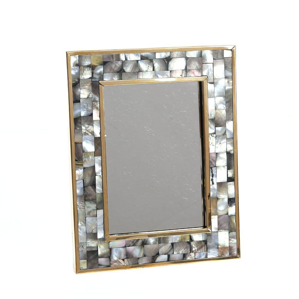 Rama foto cu decor sidefat pentru fotografii 13 x 18 cm