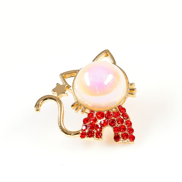 Brosa martisor pisica aurie cu perla alba si pietre rosii