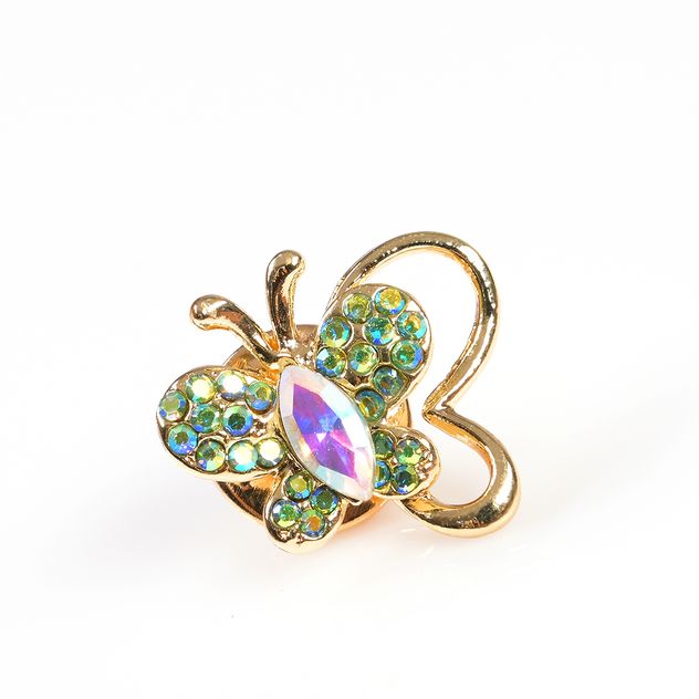 Brosa martisor in forma de fluture cu accente stralucitoare