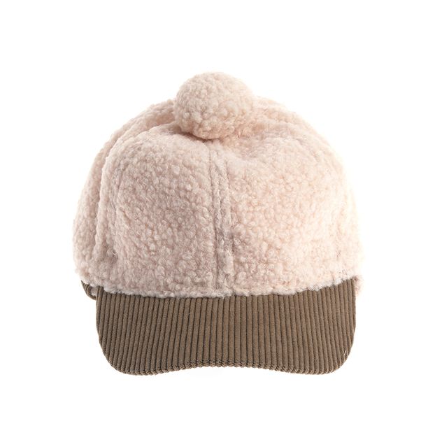 Sapca groasa cu blanita pufoasa si urechi imblanite