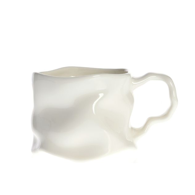Cana ceramica alba cu forma neregulata si finisaj lucios, 350 ml