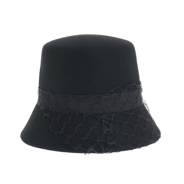 Palarie eleganta neagra cu voal din plasa decorativa