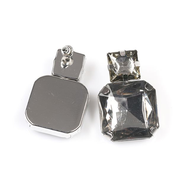 Cercei eleganti cu cristale transparente fatetate