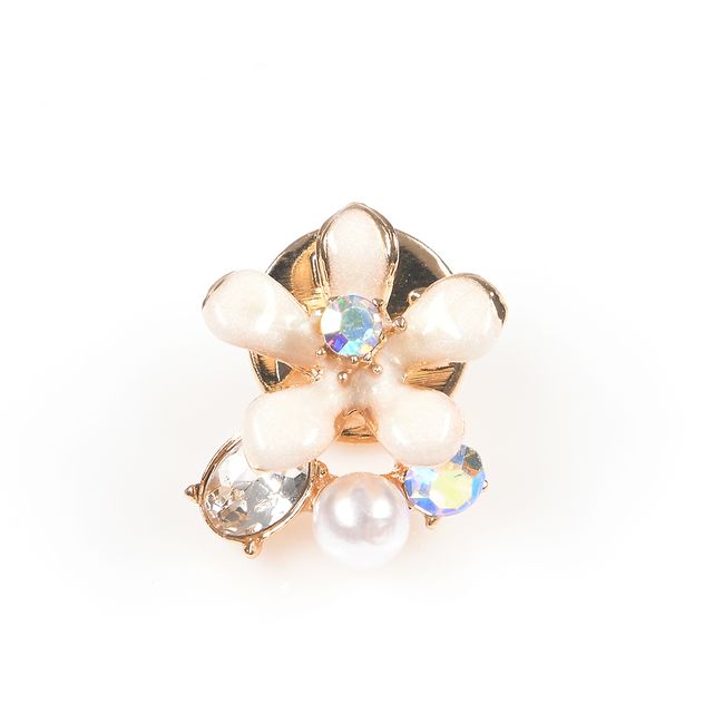Brosa martisor floare alba cu perla delicata