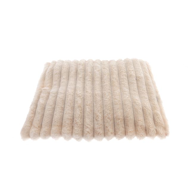 Perna alba din blanita artificiala cu model in relief 45 x 45 cm