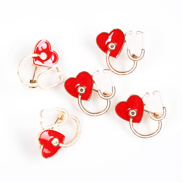 Set 5 brose martisor stetoscop in forma de inima