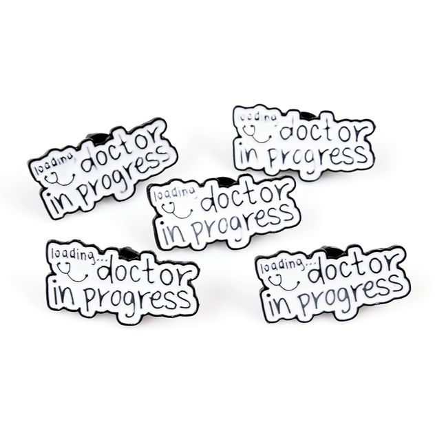 Set 5 brose martisor Doctor in progress