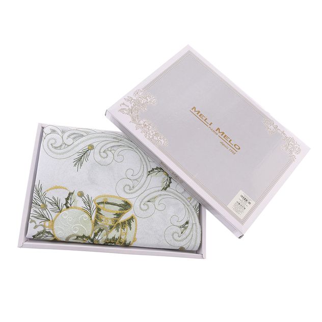 Fata de masa alba cu broderie aurie si motive de Craciun