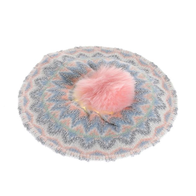 Bereta tricotata cu model zigzag si sclipici