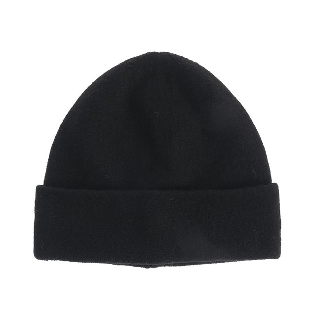 Caciula bej neagra cu manseta lata