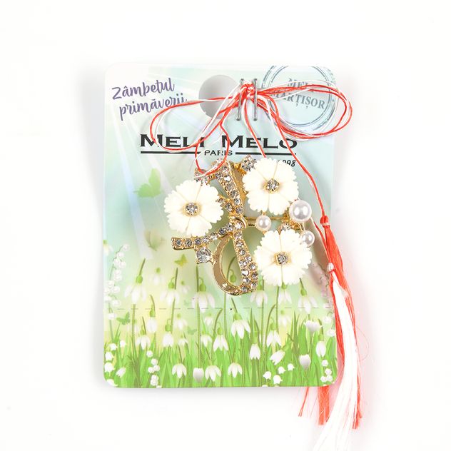 Brosa martisor flori albe