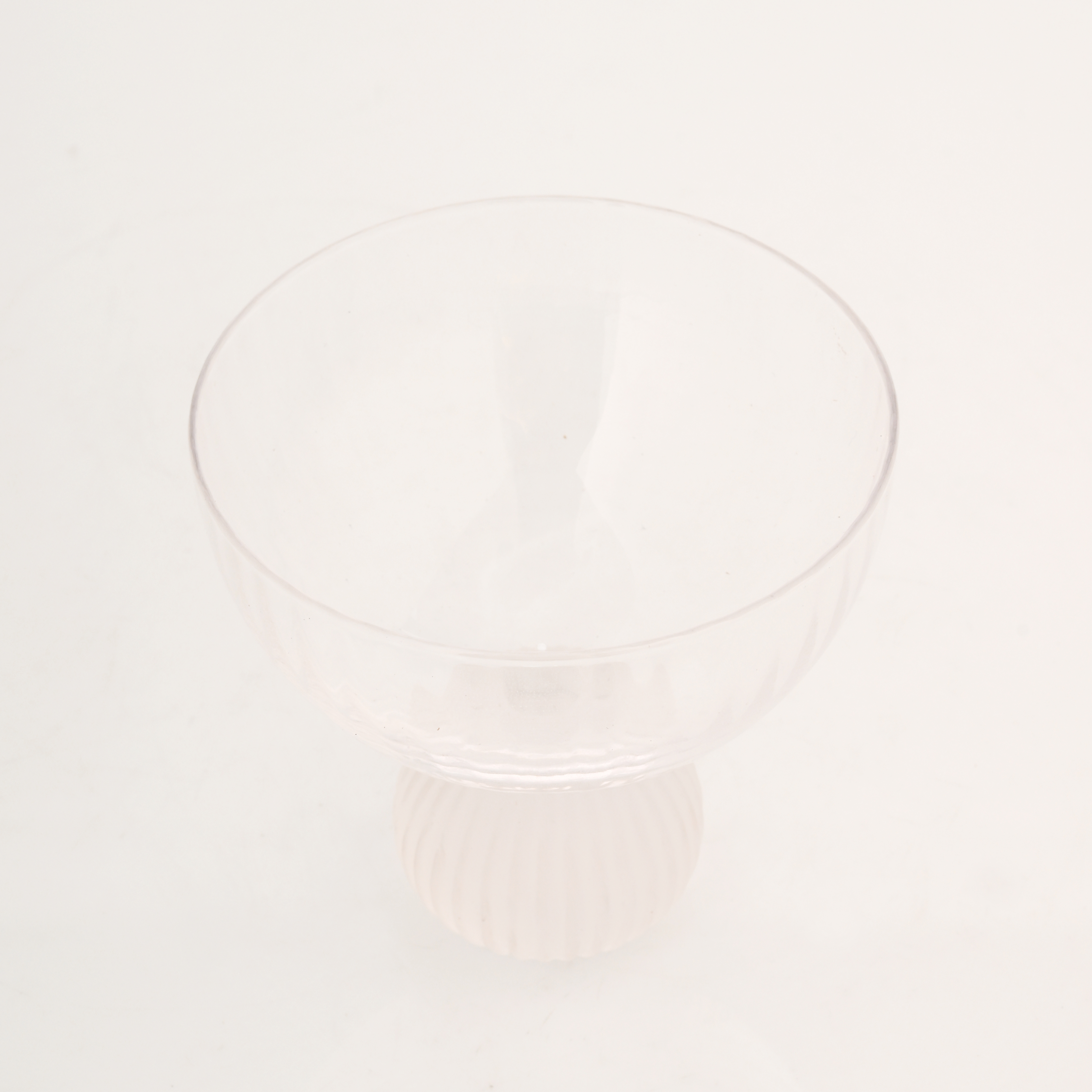 Cupa transparenta cu picior striat - Imagine 2